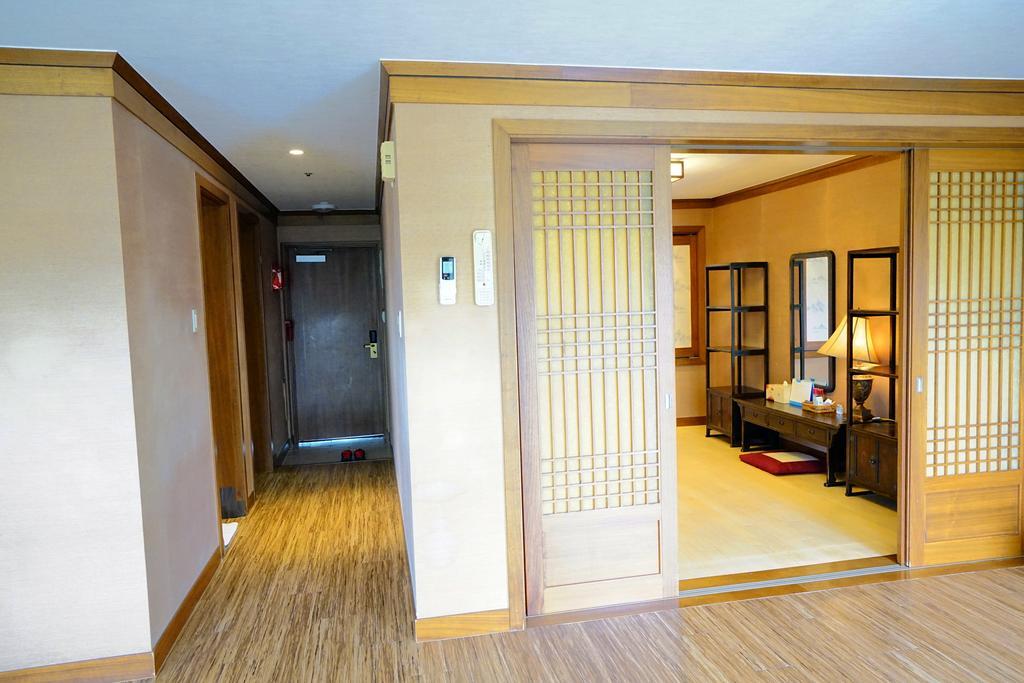 Lake Hills Jeju Resort ซอกวีโพ ภายนอก รูปภาพ