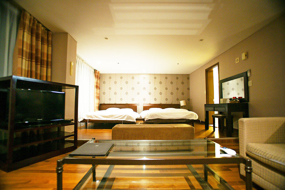 Lake Hills Jeju Resort ซอกวีโพ ภายนอก รูปภาพ