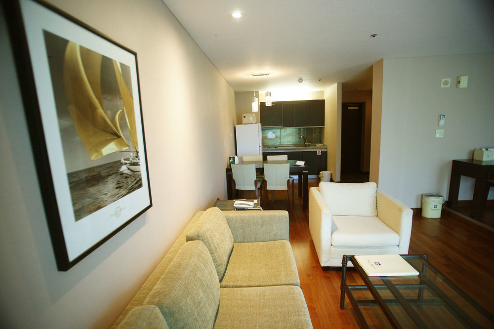 Lake Hills Jeju Resort ซอกวีโพ ภายนอก รูปภาพ