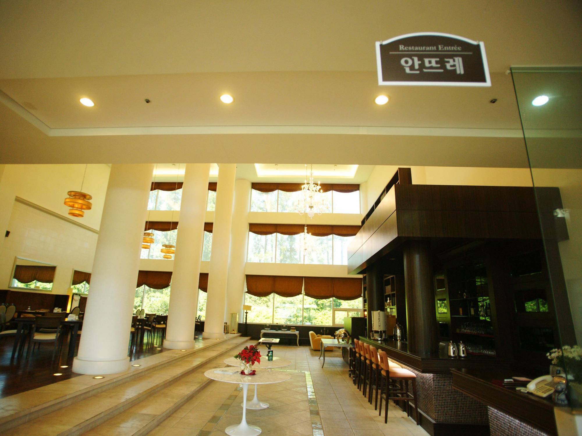 Lake Hills Jeju Resort ซอกวีโพ ภายนอก รูปภาพ